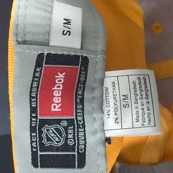 Reebok Fitmax 70,NHL Boston Bruins Men's Yellow Fitted Hat,S/M. - Picture 7 of 9